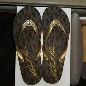 MK Flip Flops